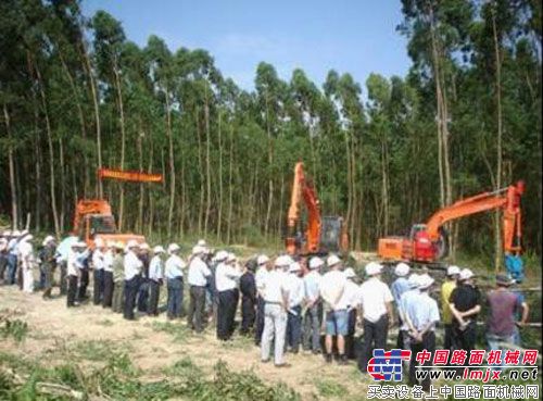 日立建機助中國林業機械化 首套林業機榮登中國