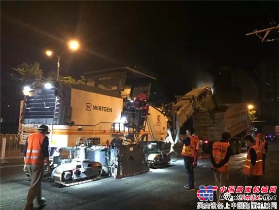 裝配VCS係統的維特根 W 215 在北京道路施工中的應用