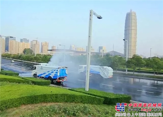 真相大揭秘：為什麽下雨天環衛車反而更忙碌