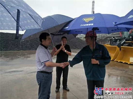 徐工裝載機：風雨無阻 隻為赴這場“命中注定”的相遇 