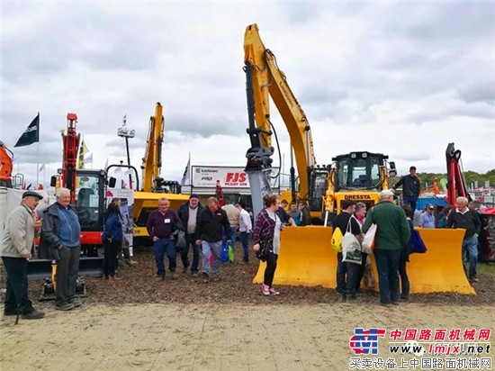 柳工品牌闪耀爱尔兰全国农耕竞赛 National Ploughing Championships展会